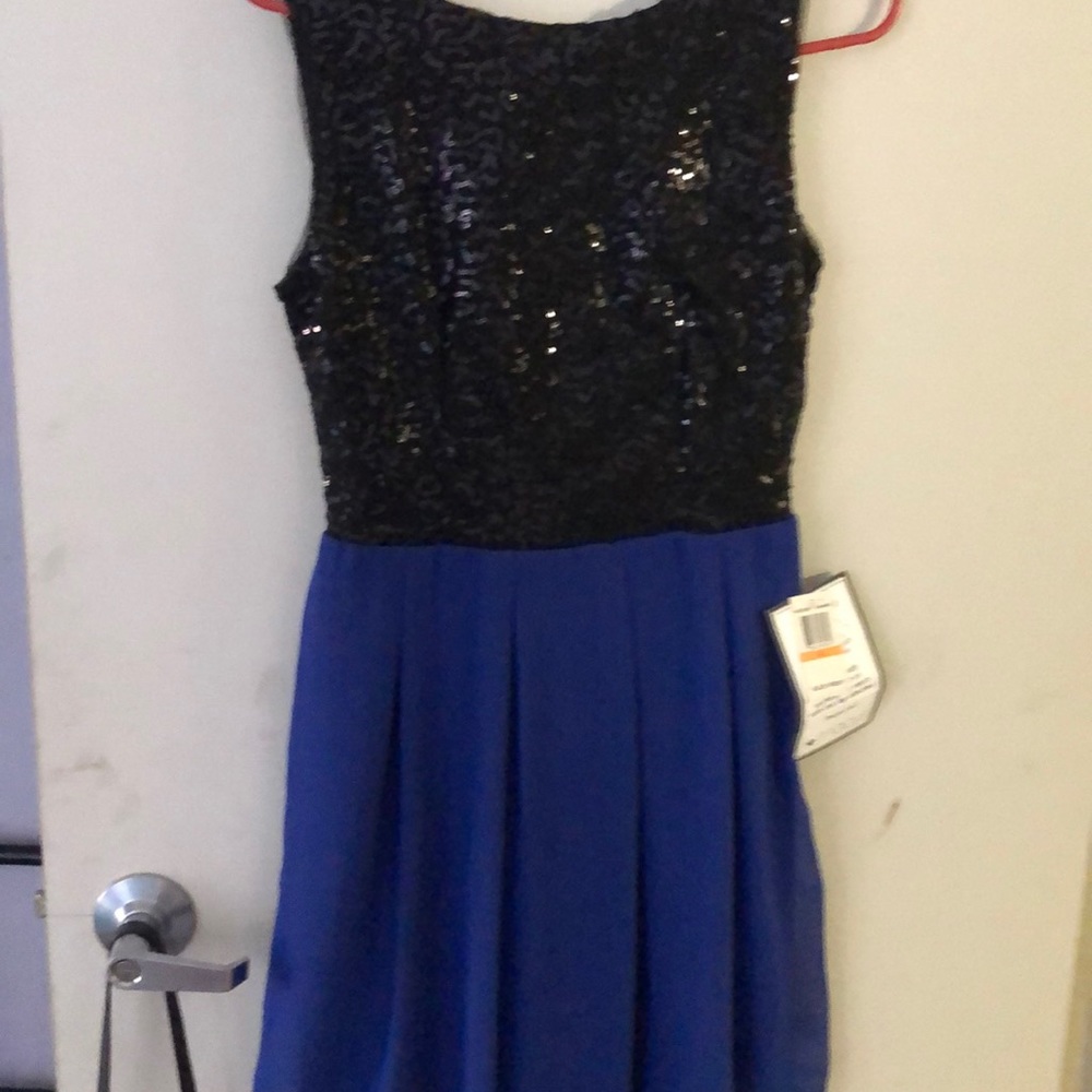 Junior dress sequin top